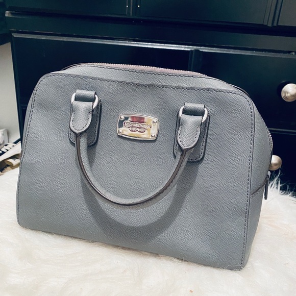 SOLD - Picture 2 of 7